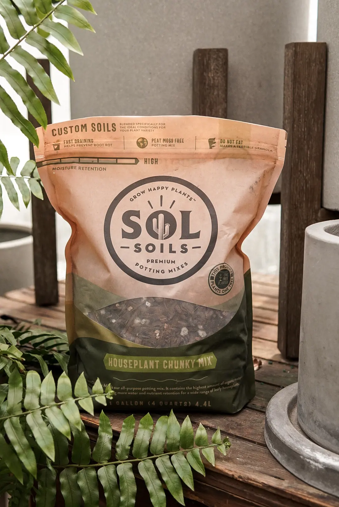 Sol Soils 4Qt Houseplant Chunky Mix 1