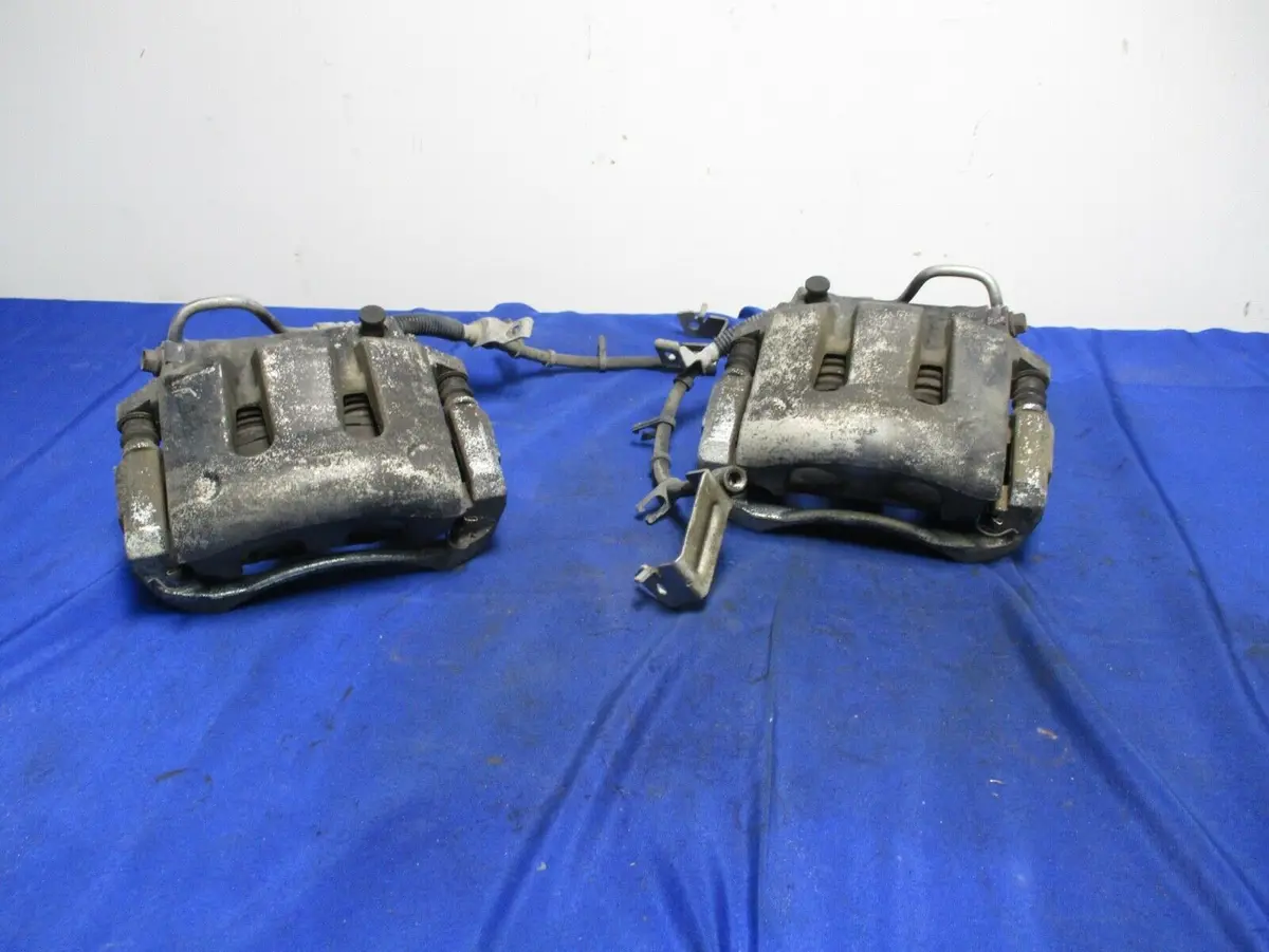 2011-14 Ford Mustang Gt Base Front Brake Calipers Left Right Lh Rh 078 1