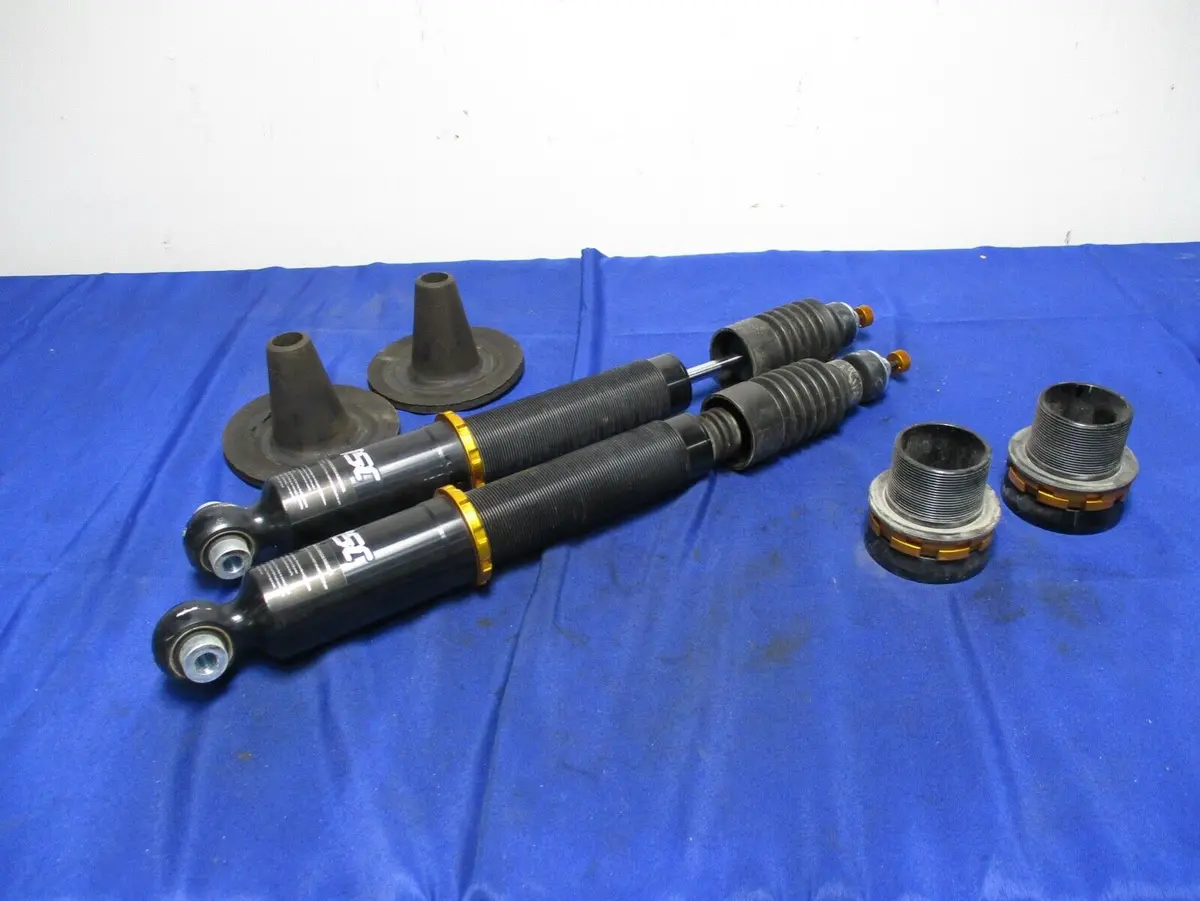 2011-14 Ford Mustang Isc Adjustable Rear Shocks 073 1