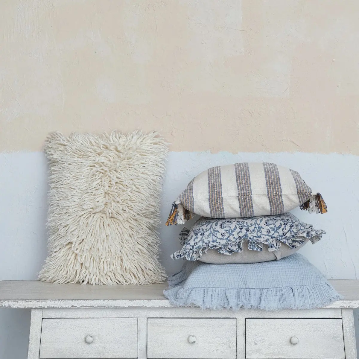 20" Square Cotton Double Cloth Pillow W/ Ruffled Edge 1