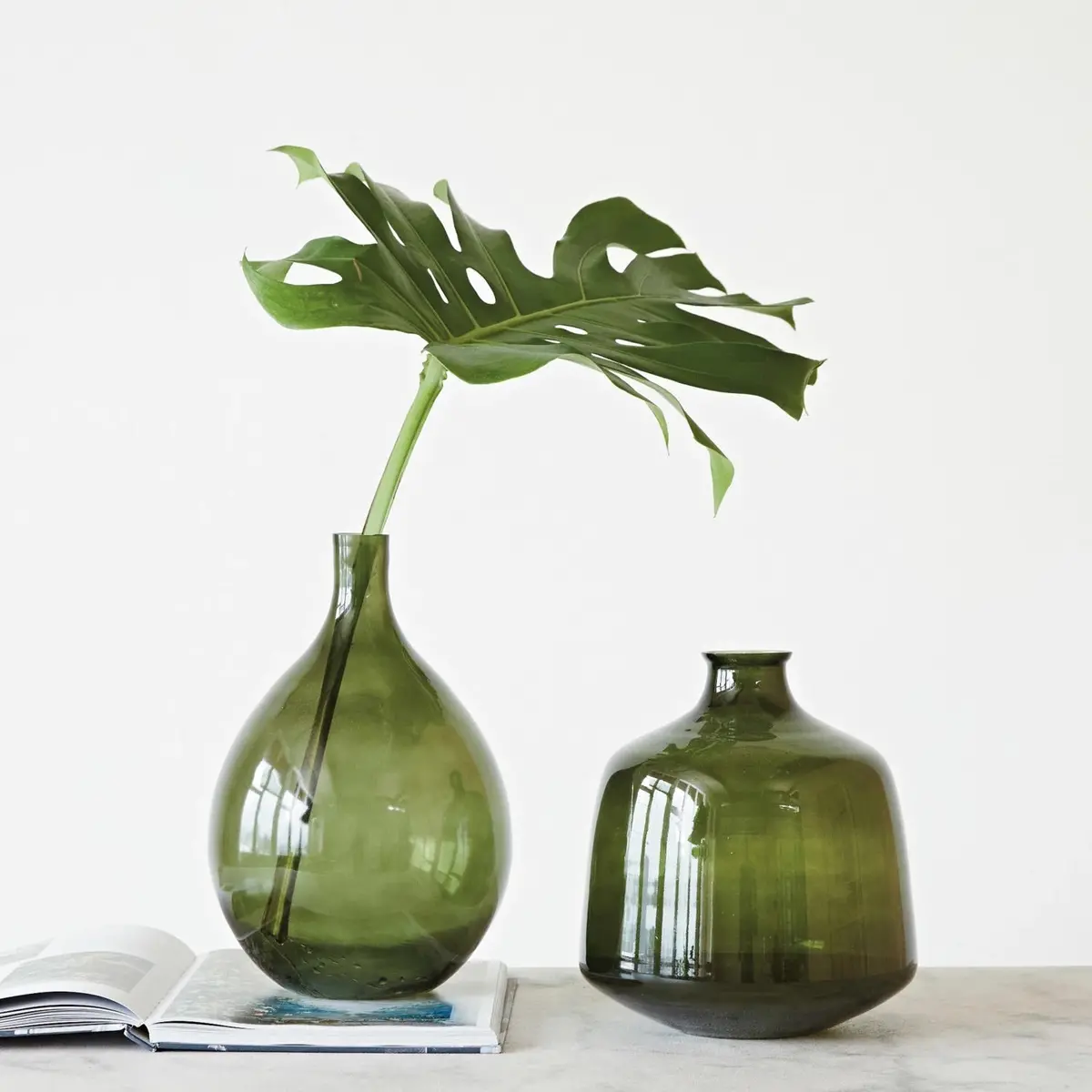 9" Glass Vase, Green 1
