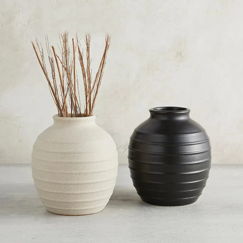 Bud Planter - Sand 1