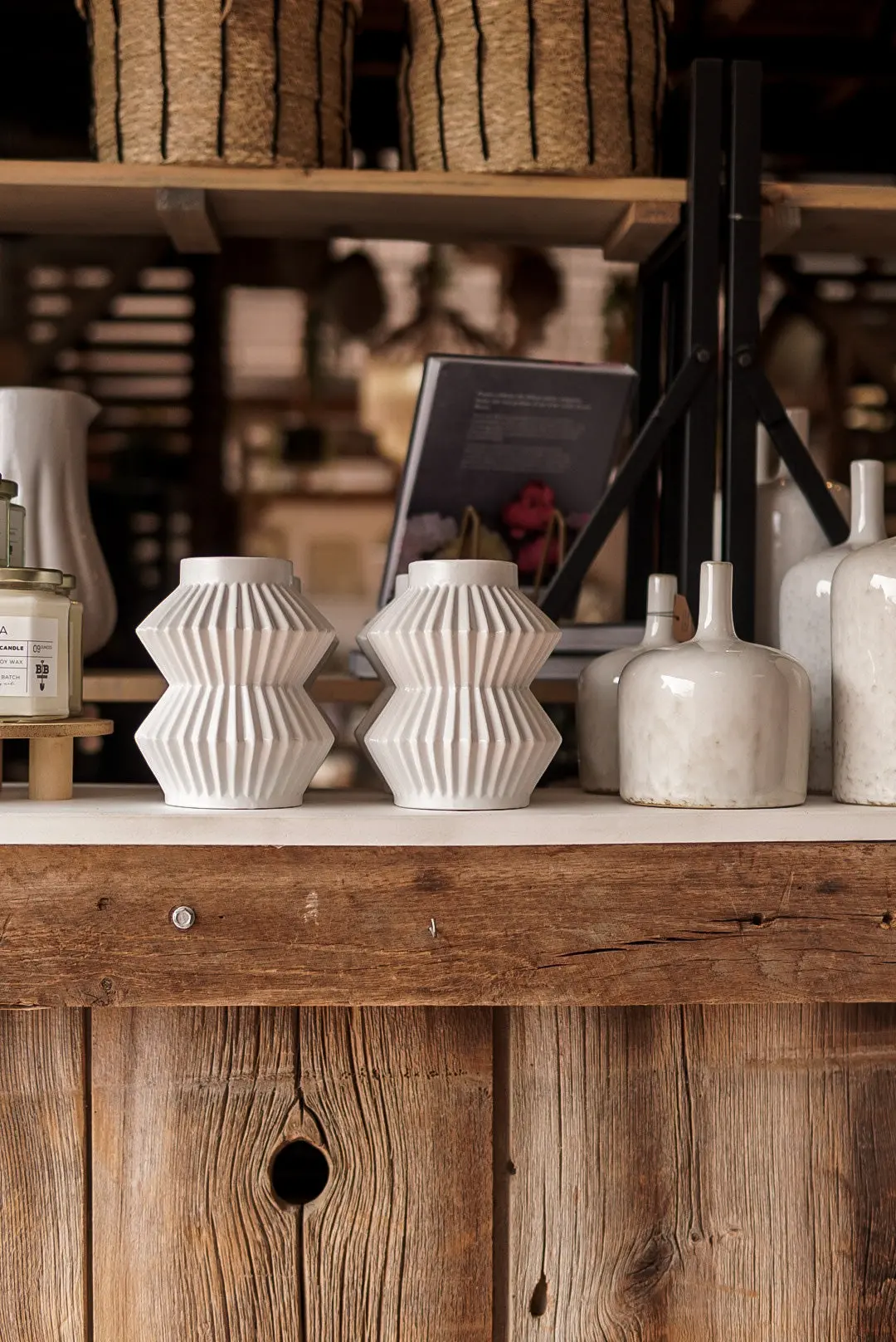 Stacked Flower Vase, White 1