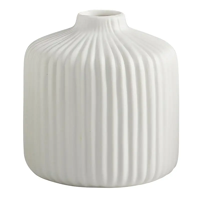 Lined Flower Vase, White 1