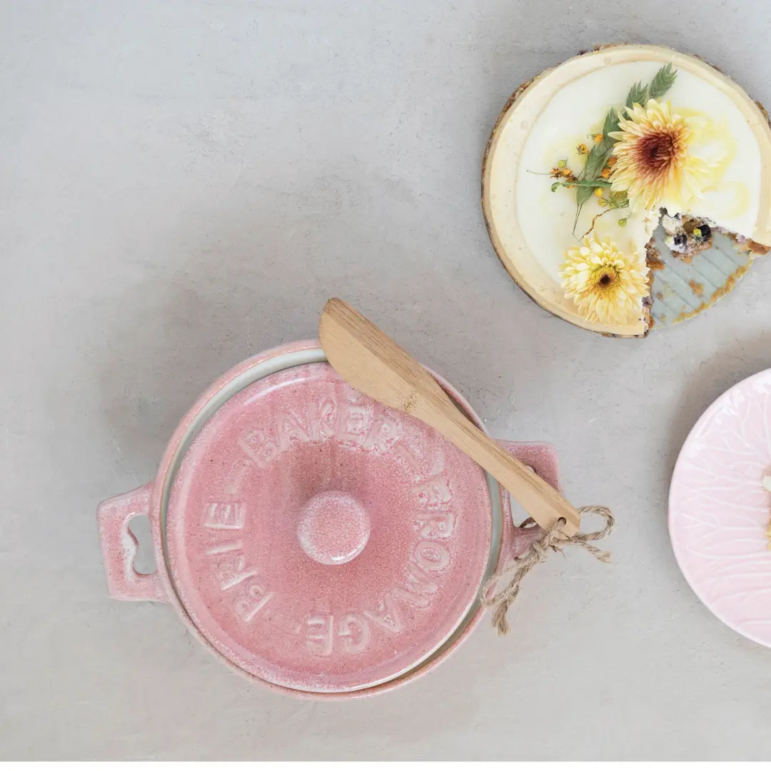 Stoneware Brie Baker W/ Spreader, Pink 1