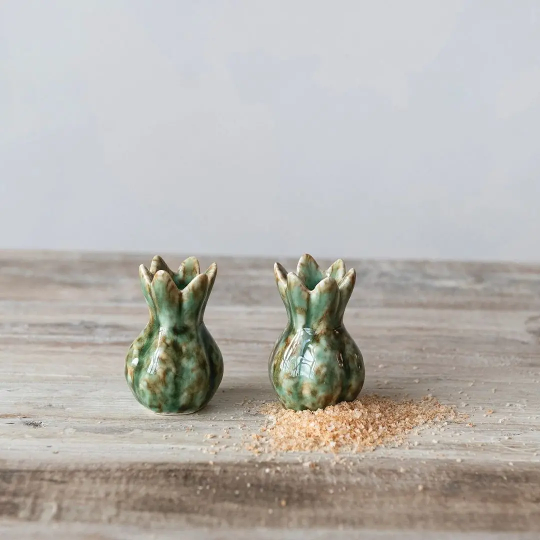 Stoneware Flower Shaped Salt & Pepper Shakers, Green, Set Of 2 1