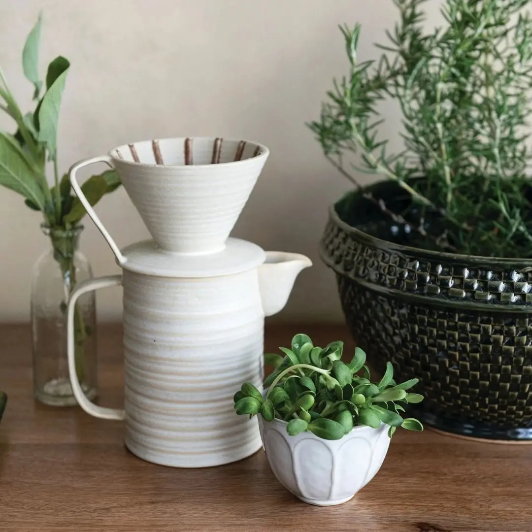 Pour Over Coffee With 24 Oz. Pot 1