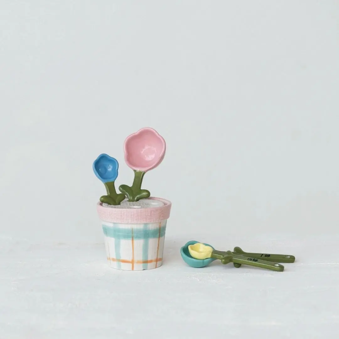 Hand-Painted Stoneware Measuring Spoons W/ Pot Holder, 1