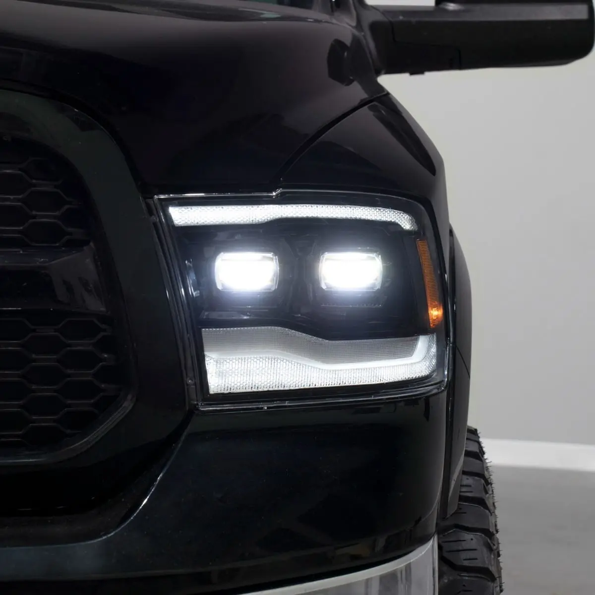 2009-2018 Ram 1500/2500/3500 Led Projector Headlights (Pair) (Fl0016) 1
