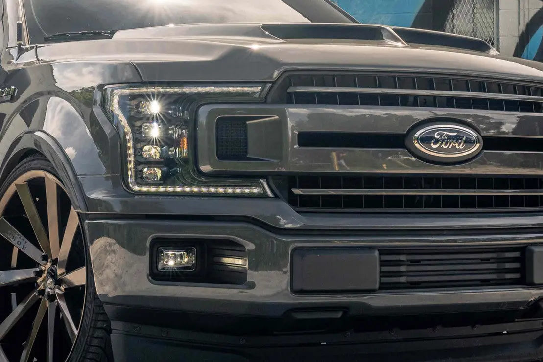 Morimoto Ford F-150 (18-20): Xb Led Headlights - Lf501.2-Asm (White Drl) 1
