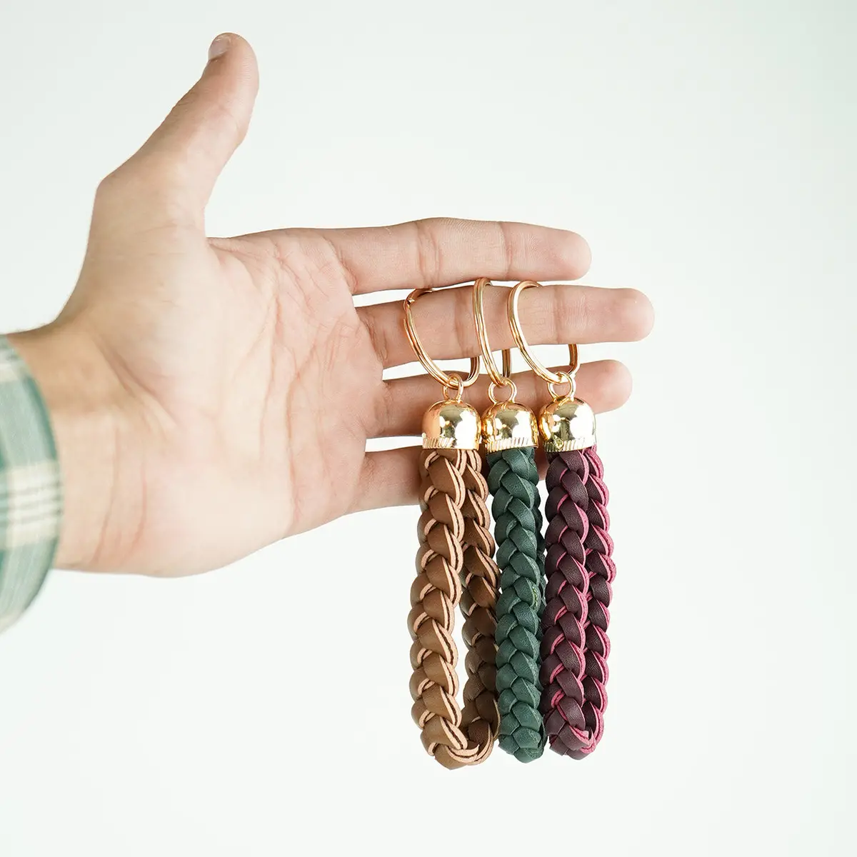 Criss Cross Keychain 1