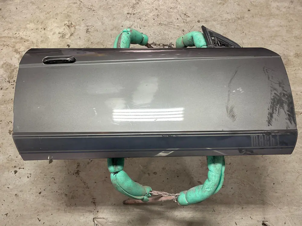 2003-04 Ford Mustang Mach One Passenger Rh Door Paint Code Cx 19K Miles 296 1