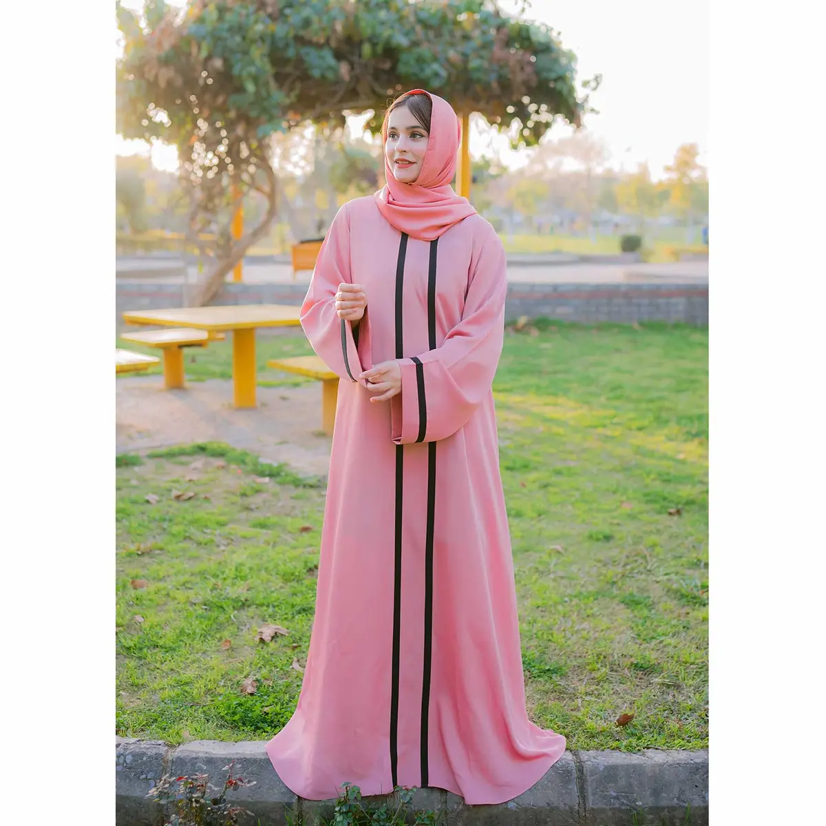 Classic Abaya (Pink) 1