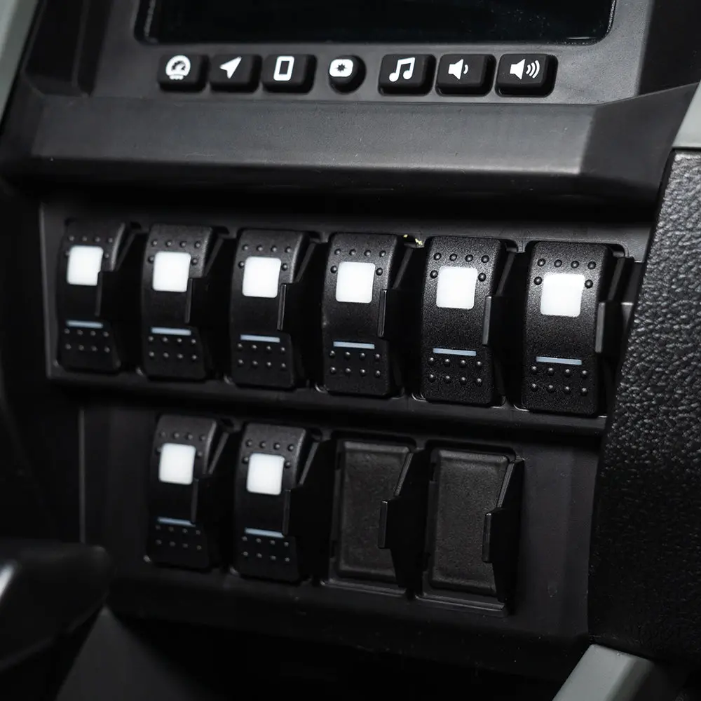 Spod Bantamx Switch Panel Kit - Polaris Rzr Pro R 2022-2024 1