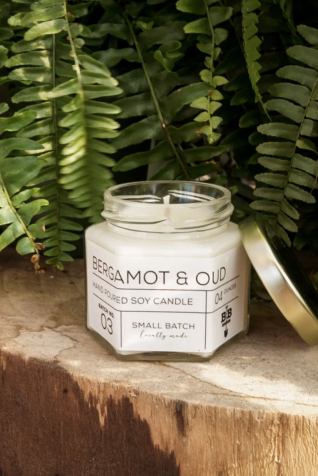 04 Ounce Bergamot & Oud Candle 1