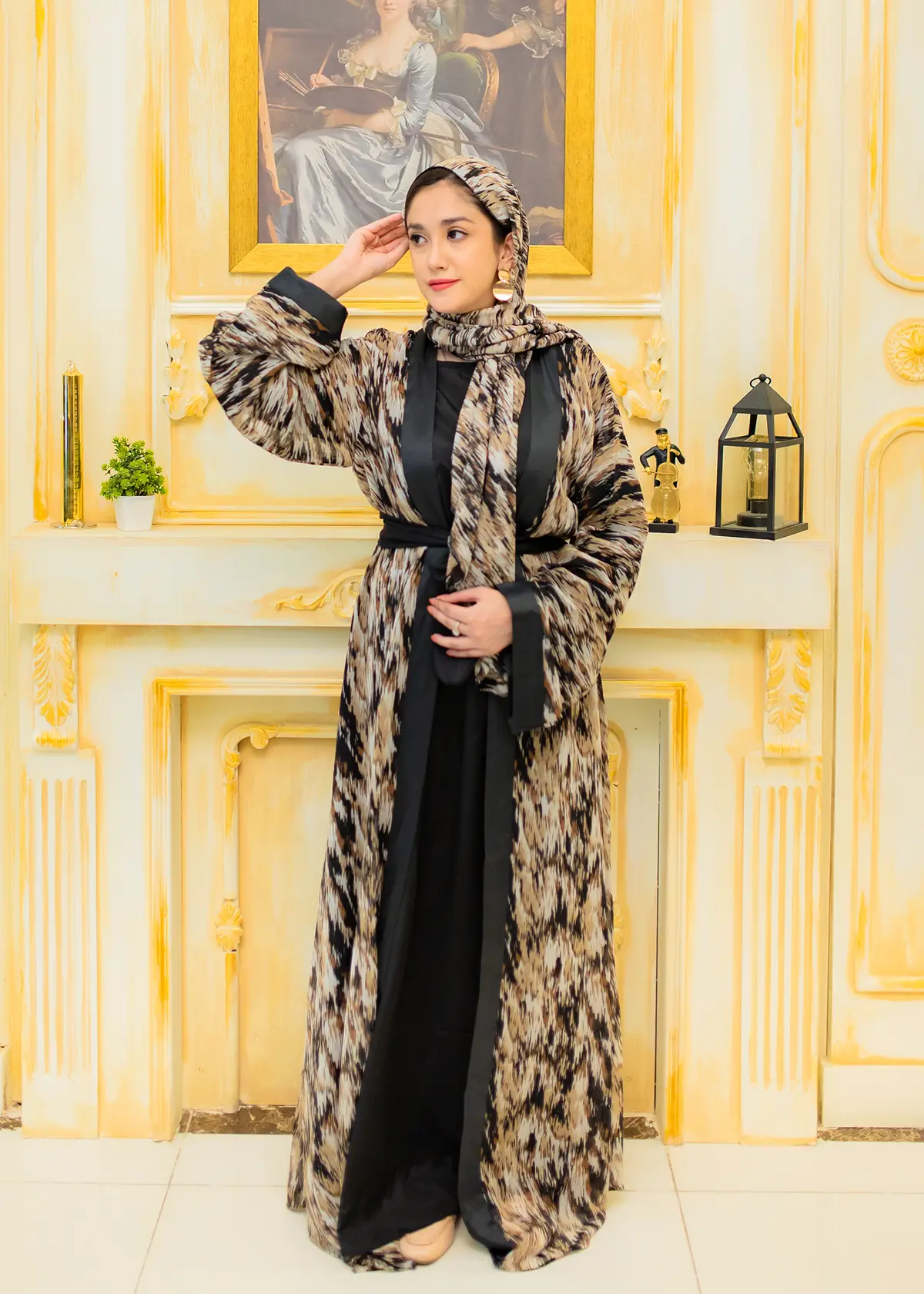Mesh Brown & Black Abaya 1