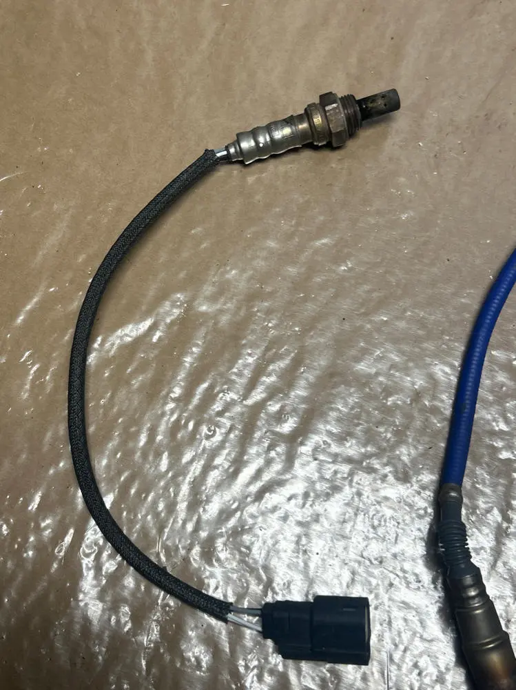 2003-04 Ford Mustang Svt Cobra O2 Sensors- Only 3 235 2