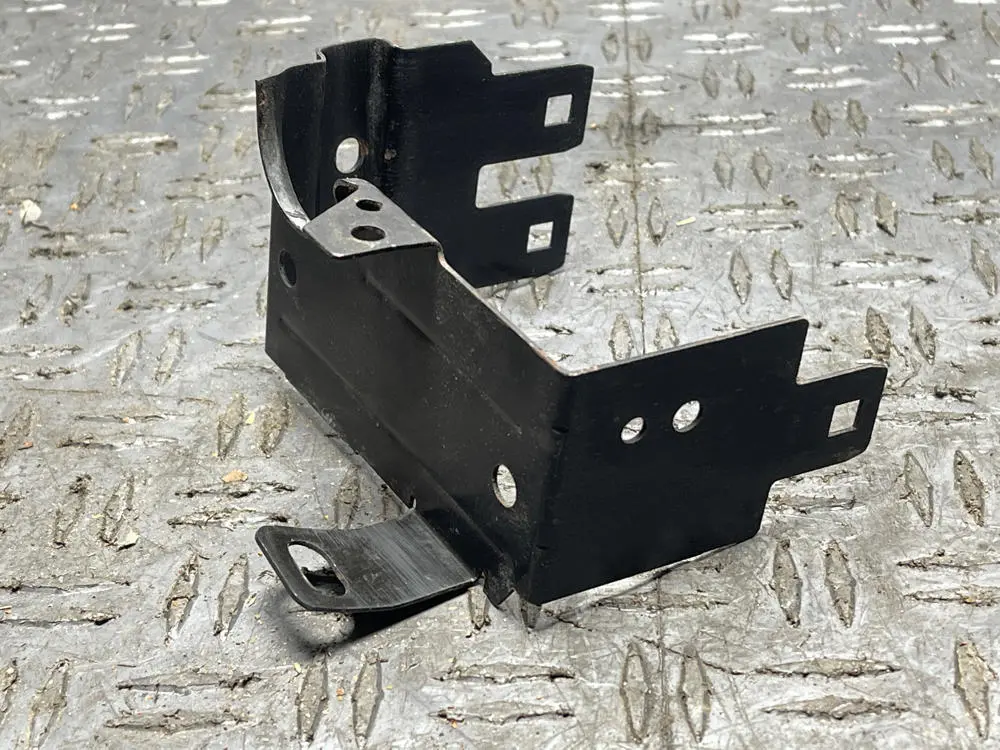 1999-04 Ford Mustang Roush Gt Engine Bay Fuse Box Mounting Bracket 293 1