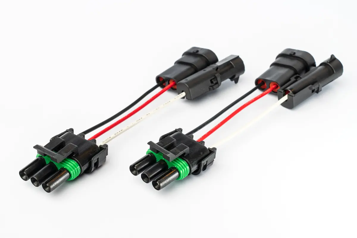 3 Pole Wp Connector Adapters To H11 Factory Fog Connector With Backlight Port (Pair) (Bronco & Others) 1