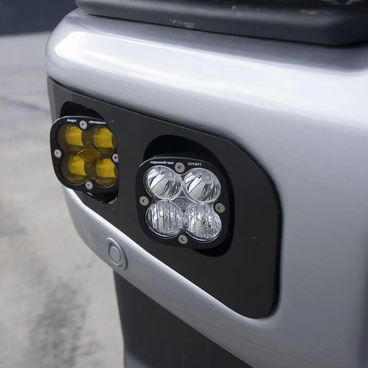 2023-2024 Ford Super Duty Squadron Sae Sport/Pro Dual Fog Pocket Light Kit - Clear Or Amber 1