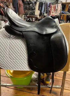 Stubben 1894 Dressage Saddle - 17.5" 2