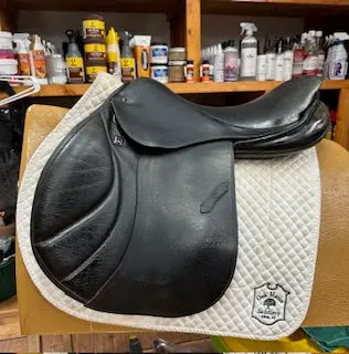 Stubben Portos Jump Saddle - 17.5" 1