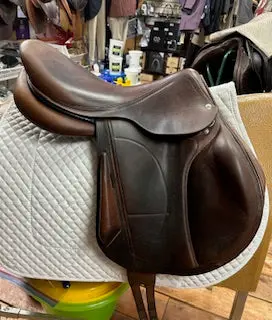 2023 Arion C2 Monoflap Jump Saddle 17.5" 2