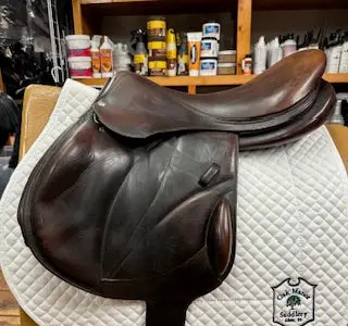 2015 Voltaire Lexington Monoflap Jump Saddle - 18.5" 1