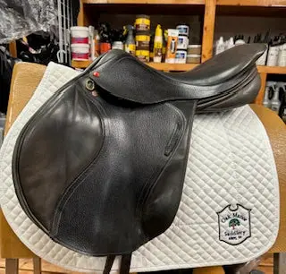 Albion Kontact Lite Monoflap Jump Saddle - 18" 1