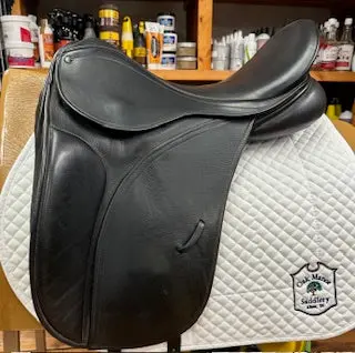 2017 County Connection Dressage Saddle - 18.5" 1