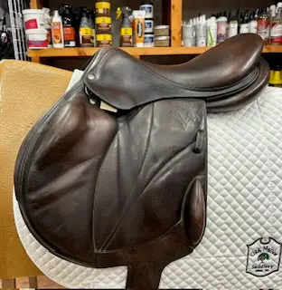 2017 Voltaire Lexington Monoflap Jump Saddle - 17.5" 1