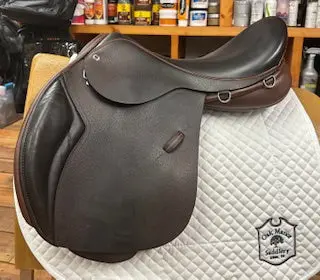 2023 Black Country Wexford Jump Saddle - 18" 1
