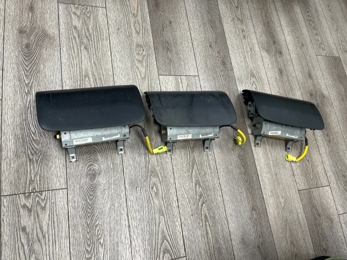 1998-2001 Impreza And Forester Passenger Airbag 1