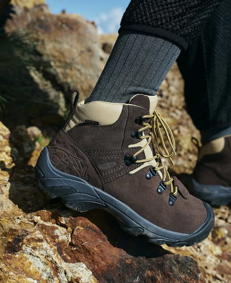 Men's Pyrenees Waterproof Hiking Boot X Mountain Research | Mountain Research Brown 9