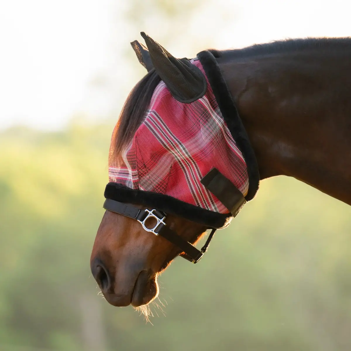 Fleece-Trimmed Fly Mask with Ear Coverage – 73% UV Protection