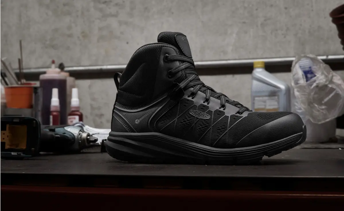 Men's Vista Energy Mid Int Met (Carbon Toe) | Black/Raven 7
