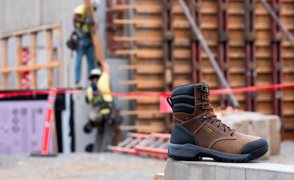 Men's Evanston 8" Insulated Waterproof Boot (Soft Toe) | Bison/Black 7