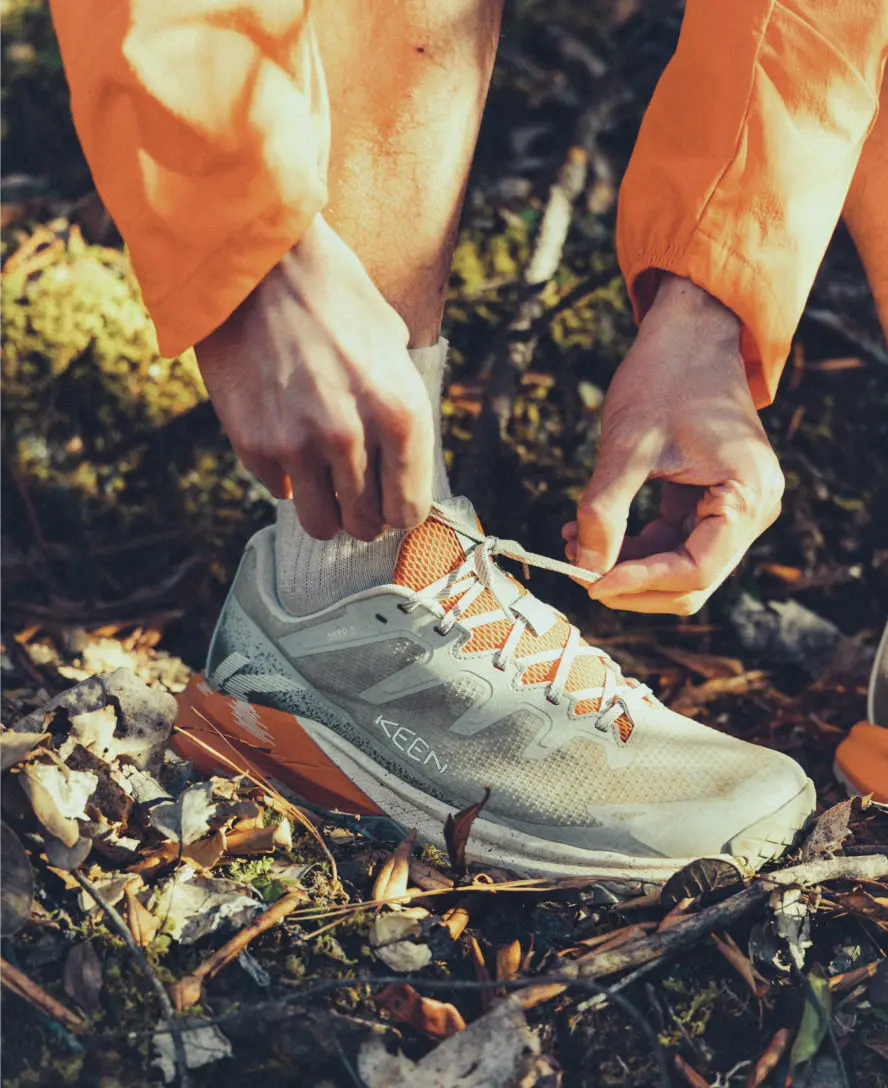 Men's Targhee Apex Waterproof Hiking Shoe | Star White/Lily Pad 8