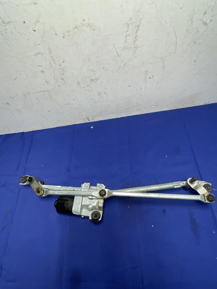 2018-23 Ford Mustang Wiper Motor Assembly 163 1