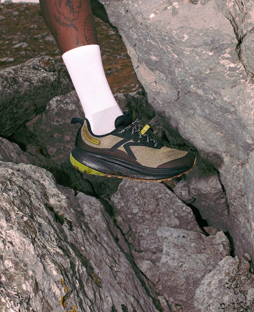 Men's Roam Trail Running Shoe | Black/Magnet 8