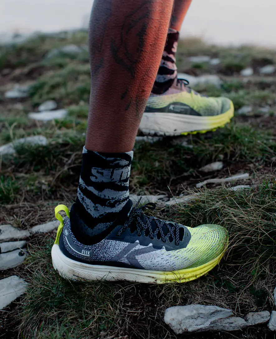 Men's Seek Trail Running Shoe | Black/Evening Primrose 8