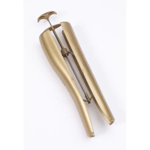 Boot Shapers With Handle 1
