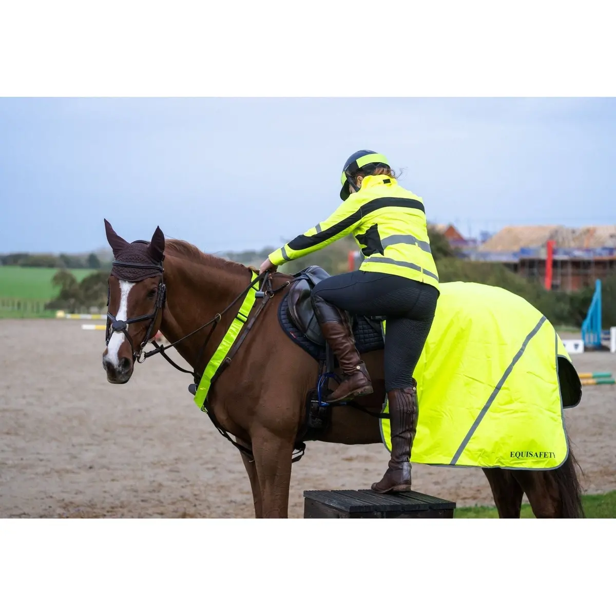 Equisafety Multi Coloured Waterproof Hi Viz Horse Sheet - Yellow / Orange 4
