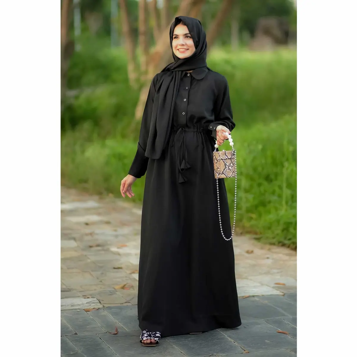 Elegant Maxi Abaya (Black) 1