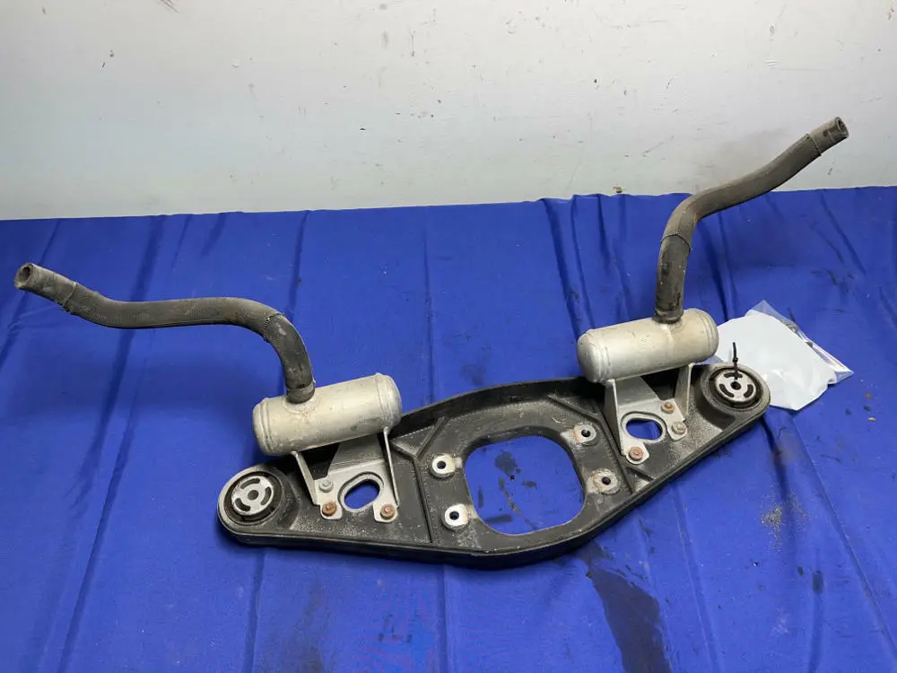 2003-06 Mercedes Benz W211 E55 Rear Differential Mount 099 1