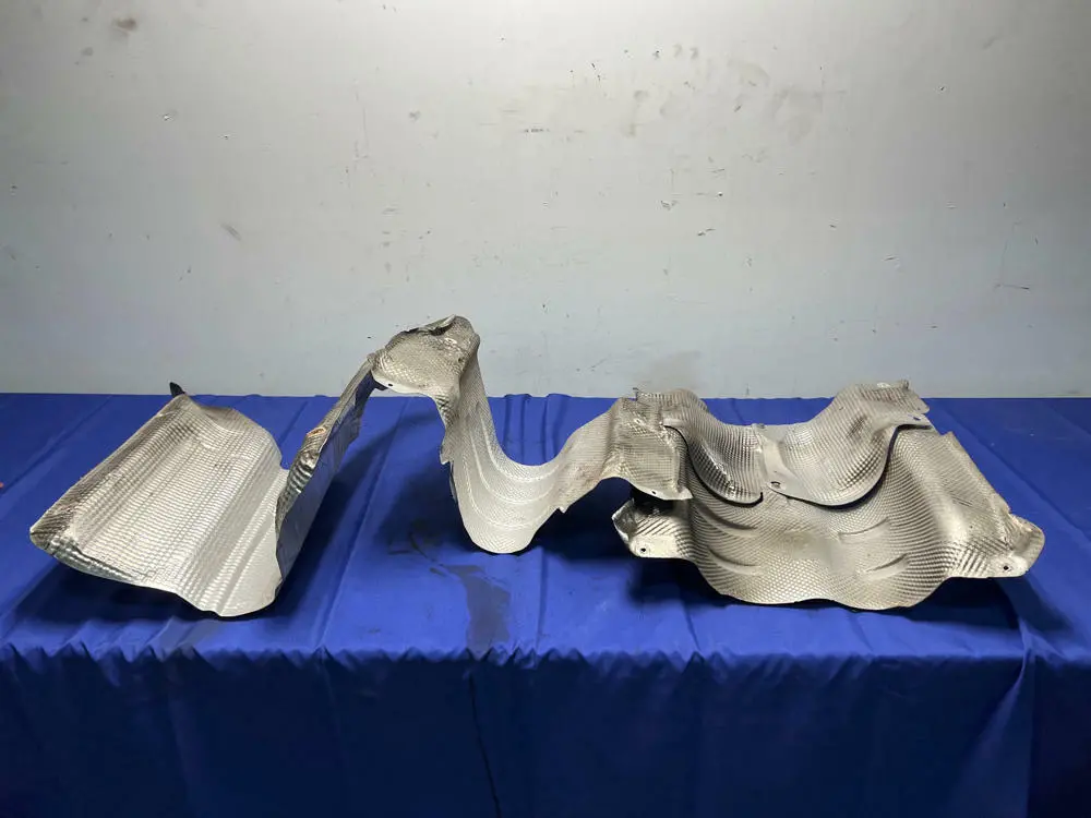 2003-06 Mercedes Benz W211 E55 Amg Exhaust Heat Shields Oem 099 1