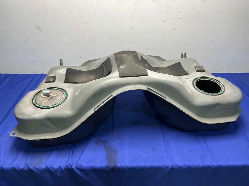 2013-14 Ford Mustang Shelby Gt500 Fuel Tank Assembly 1