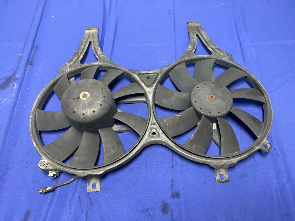 1999-02 Mercedes Benz W210 E55 Amg Auxiliary Fan Assembly Acm 094 1