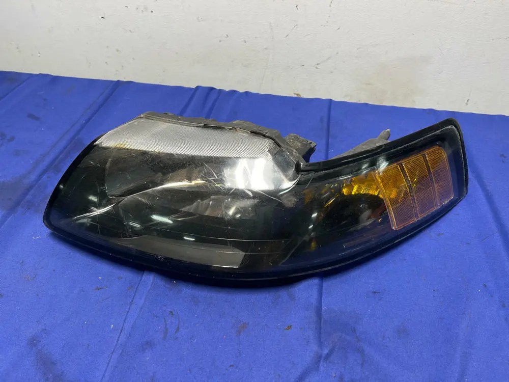 2003-04 Ford Mustang Svt Cobra Driver Left Headlight Factory 122 1