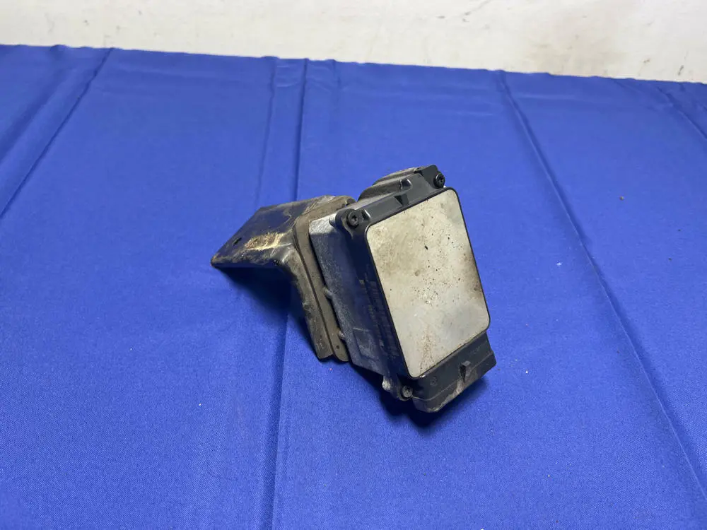 1999-04 Ford Mustang Factory Cruise Control Module And Bracket 64K Miles 125 1